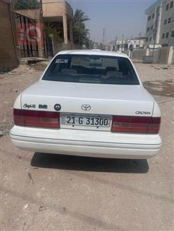تۆیۆتا کراون